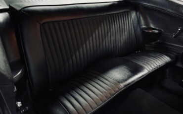 Plymouth-Barracuda-1973-Coupe-29