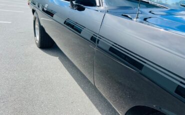 Plymouth-Barracuda-1973-Coupe-31