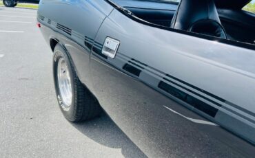 Plymouth-Barracuda-1973-Coupe-32