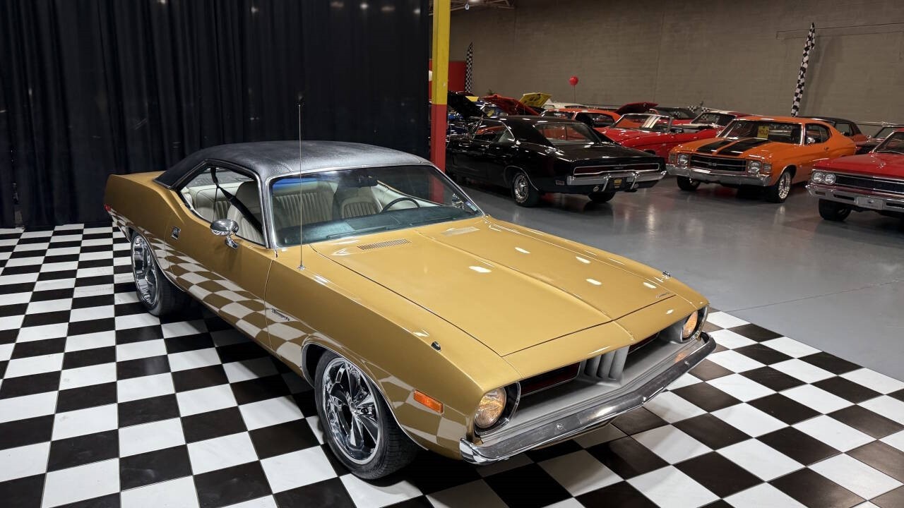Plymouth-Barracuda-1974-Coupe-11