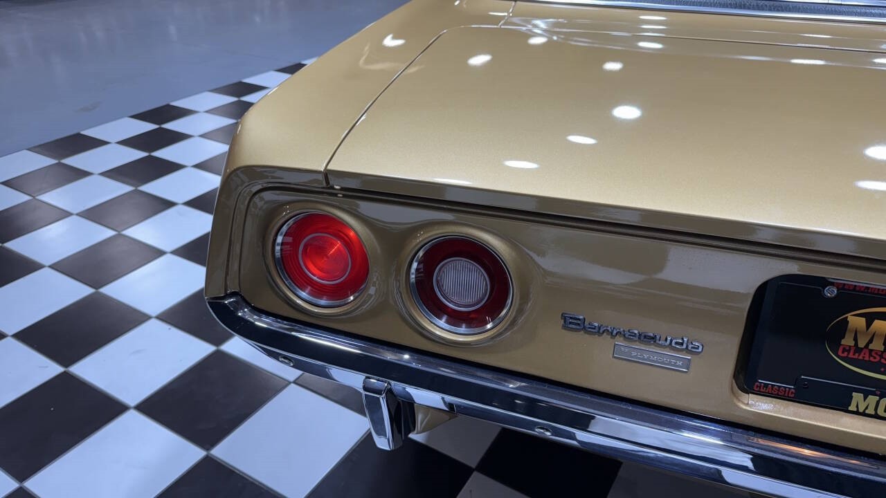 Plymouth-Barracuda-1974-Coupe-35