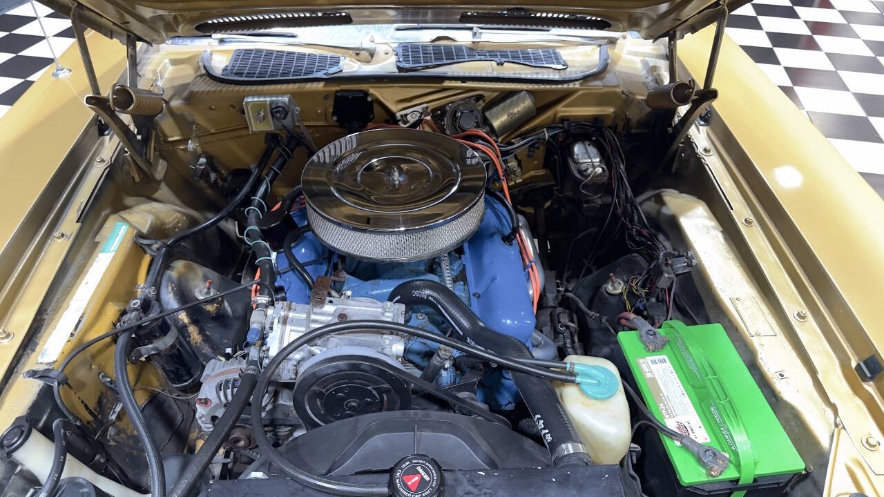 Plymouth-Barracuda-1974-Coupe-6
