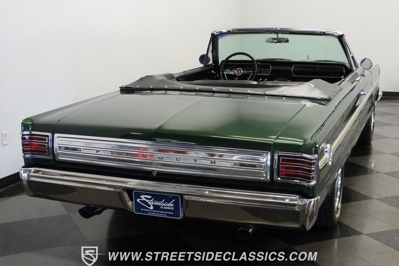 Plymouth-Belvedere-1966-Dark-Green-Black-11