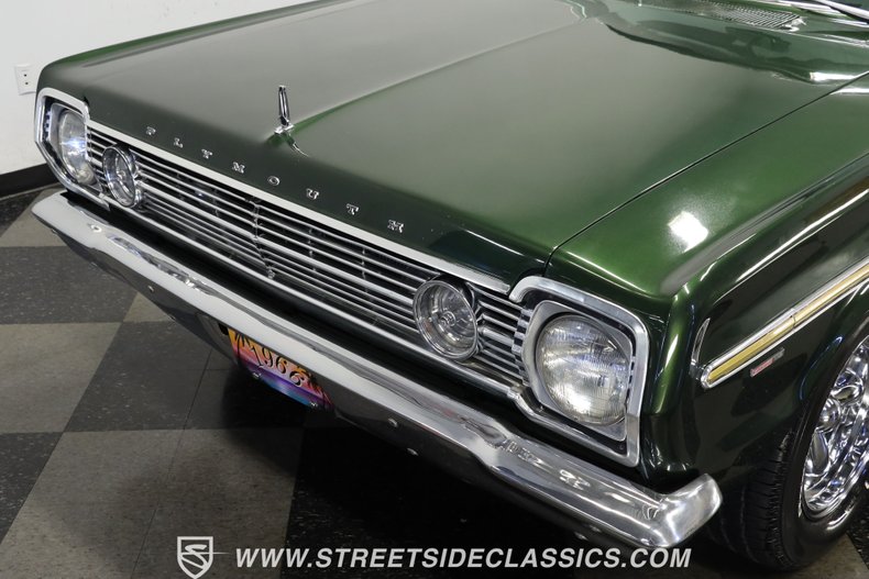 Plymouth-Belvedere-1966-Dark-Green-Black-20