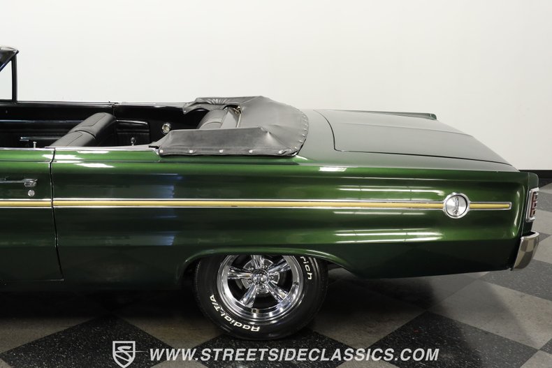 Plymouth-Belvedere-1966-Dark-Green-Black-24