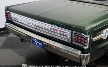 Plymouth-Belvedere-1966-Dark-Green-Black-25