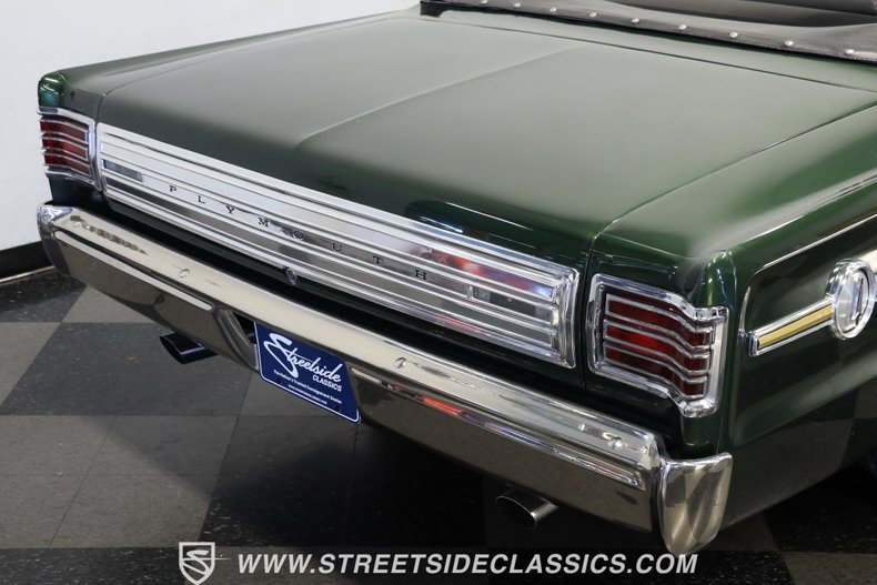 Plymouth-Belvedere-1966-Dark-Green-Black-25