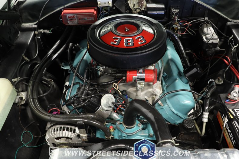 Plymouth-Belvedere-1966-Dark-Green-Black-4