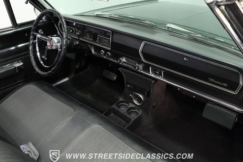 Plymouth-Belvedere-1966-Dark-Green-Black-44