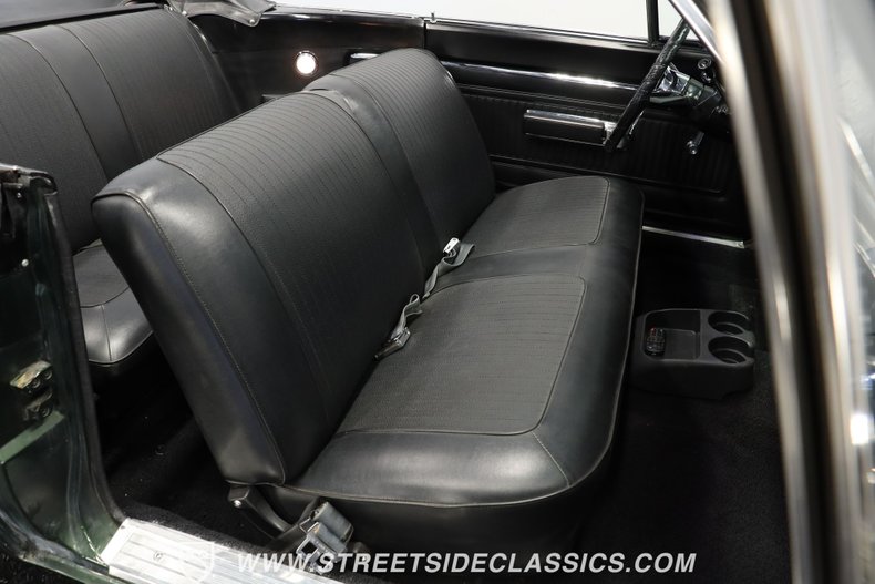 Plymouth-Belvedere-1966-Dark-Green-Black-49