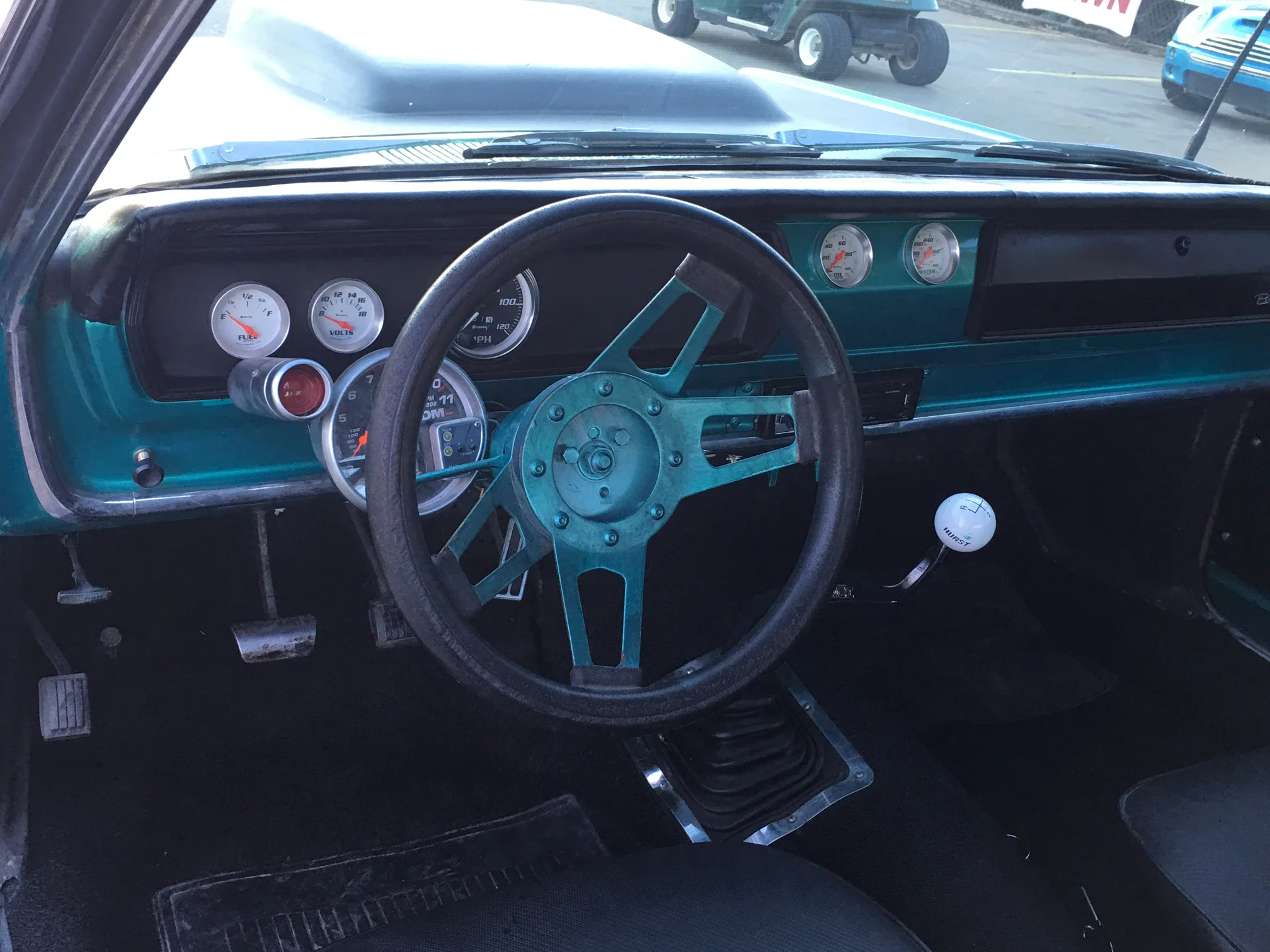 Plymouth-Belvedere-1966-Turquoise-Black-1