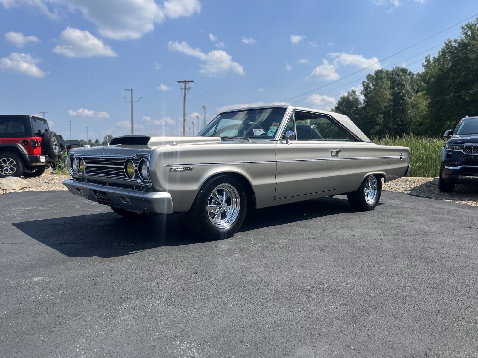 Plymouth-Belvedere-1967-1