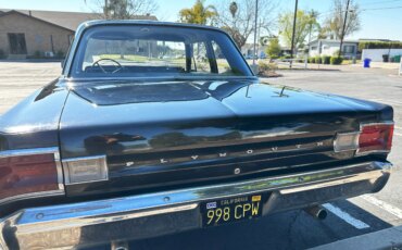 Plymouth-Belvedere-1967-Black-Blue-8