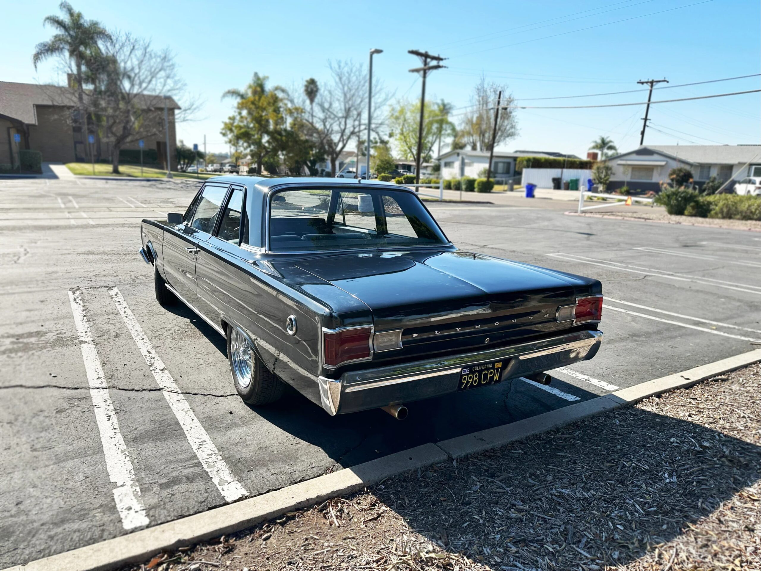 Plymouth-Belvedere-1967-Black-Blue-9