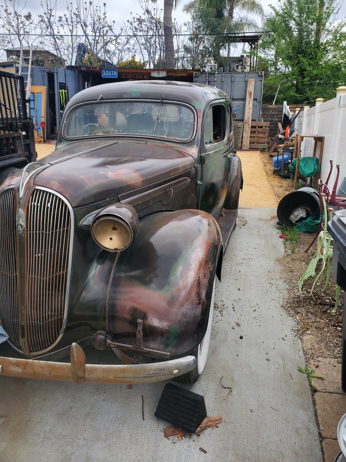 Plymouth-Business-1937-9