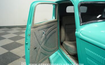 Plymouth-Coupe-1932-Teal-Gray-29