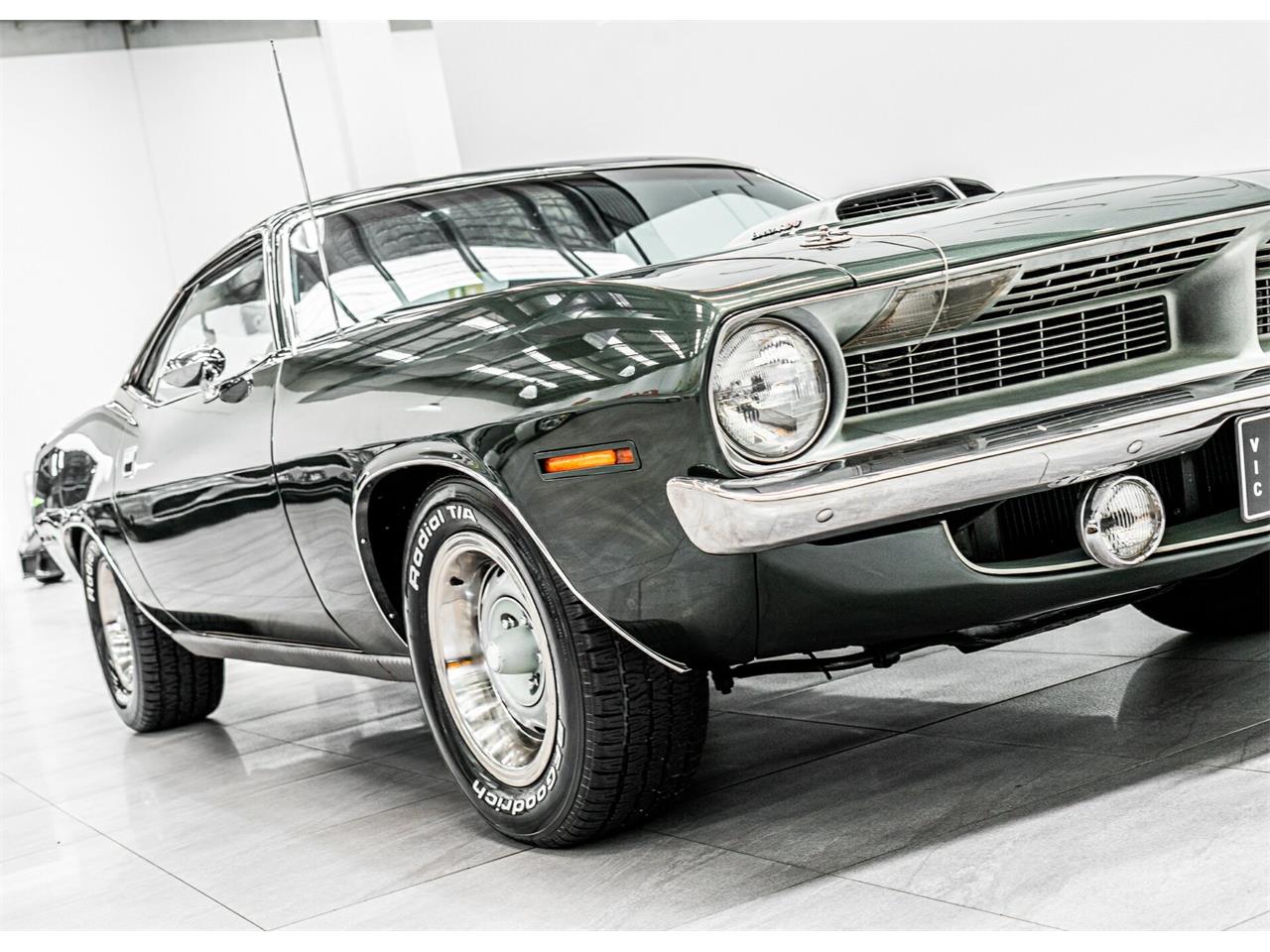 Plymouth-Cuda-1970-F8-Ivy-Green-Black-2