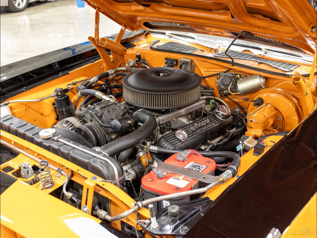 Plymouth-Cuda-1974-13