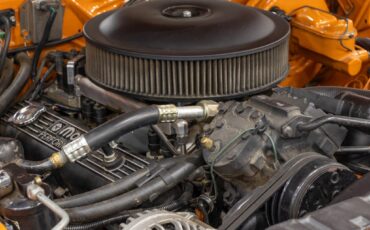 Plymouth-Cuda-1974-15