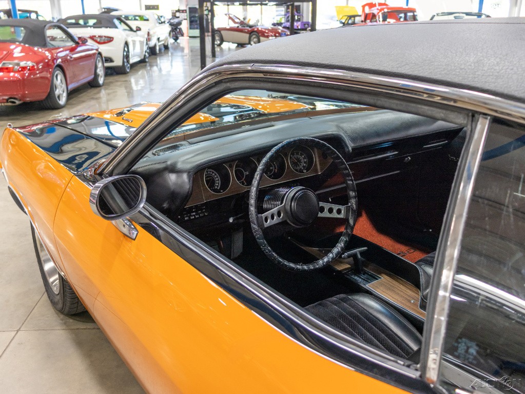 Plymouth-Cuda-1974-21