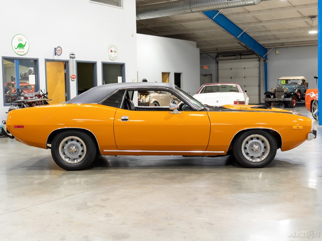 Plymouth-Cuda-1974-7