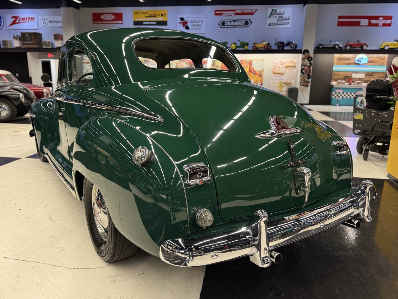 Plymouth-Deluxe-1948-Wagon-2
