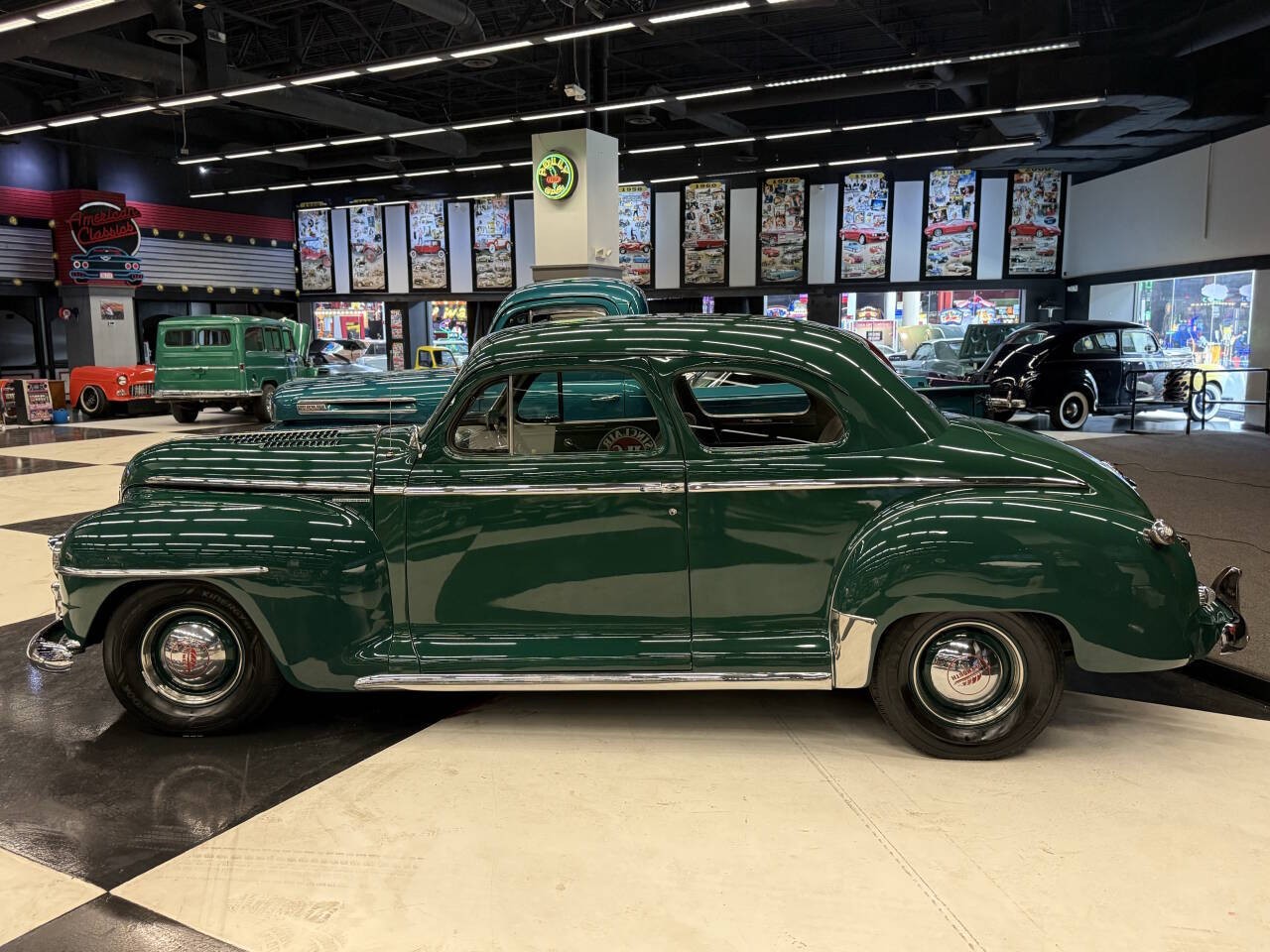 Plymouth-Deluxe-1948-Wagon-22