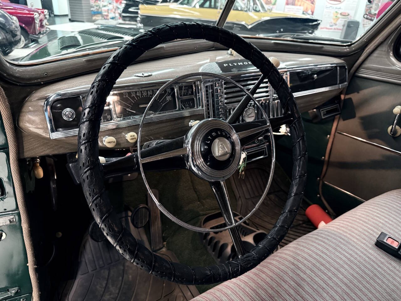Plymouth-Deluxe-1948-Wagon-26