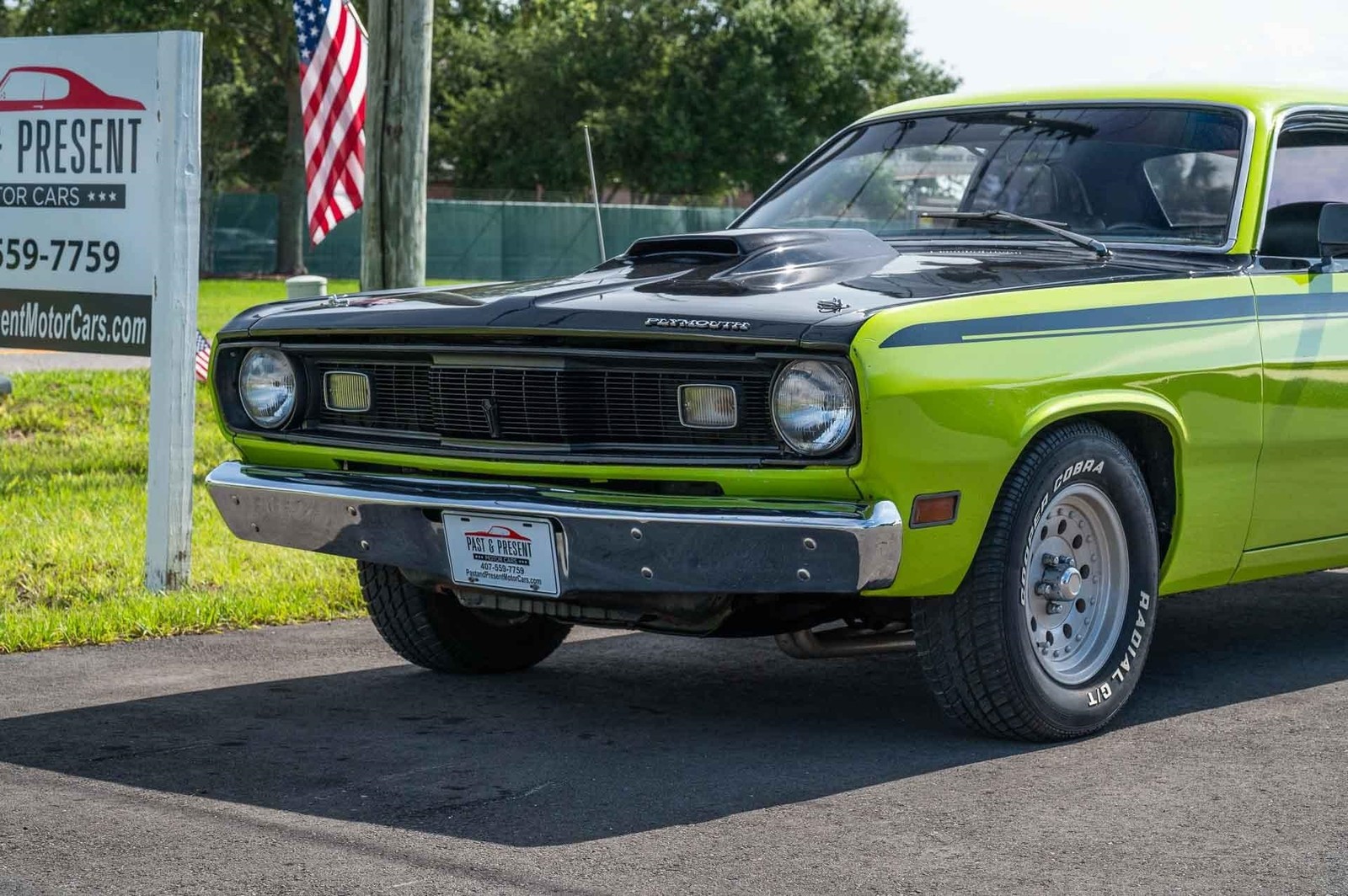 Plymouth-Duster-1970-2-Door-24