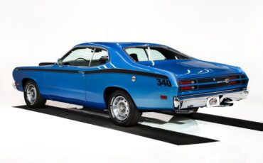 Plymouth-Duster-1971-Bright-Blue-Blue-10