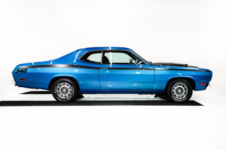 Plymouth-Duster-1971-Bright-Blue-Blue-18
