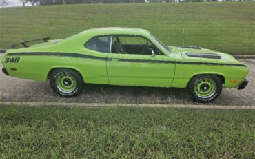 Plymouth-Duster-1971-Lime-Green-Black-8