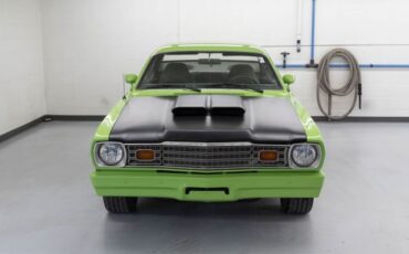 Plymouth-Duster-1974-Coupe-1