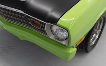 Plymouth-Duster-1974-Coupe-10