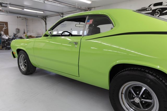 Plymouth-Duster-1974-Coupe-20