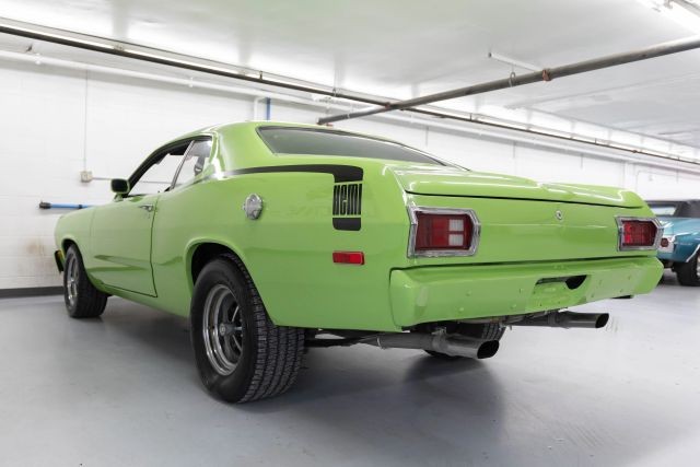 Plymouth-Duster-1974-Coupe-26