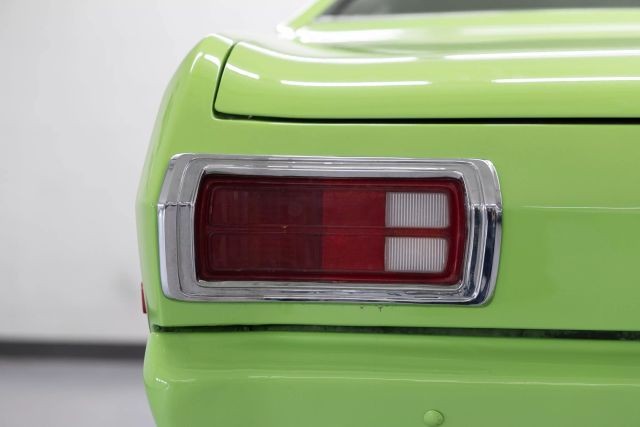Plymouth-Duster-1974-Coupe-28