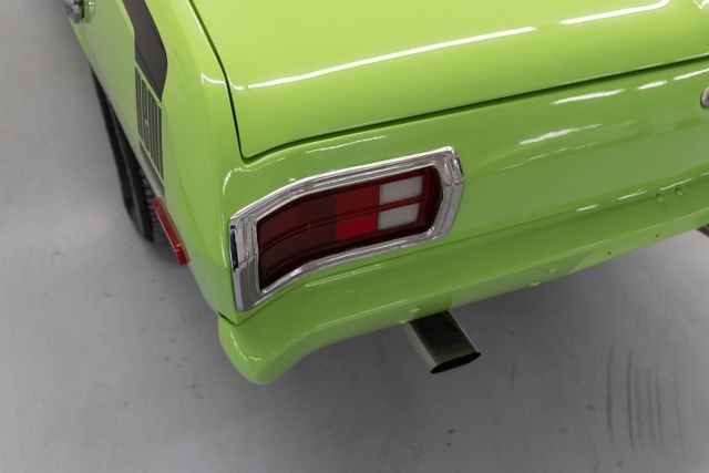 Plymouth-Duster-1974-Coupe-32