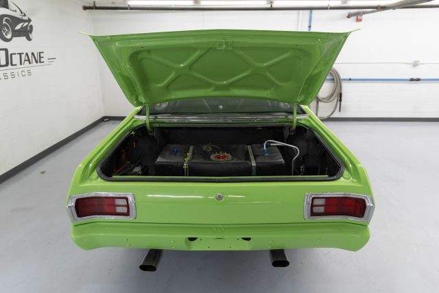 Plymouth-Duster-1974-Coupe-38