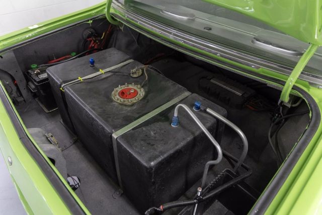 Plymouth-Duster-1974-Coupe-39