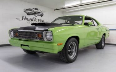 Plymouth-Duster-1974-Coupe-8