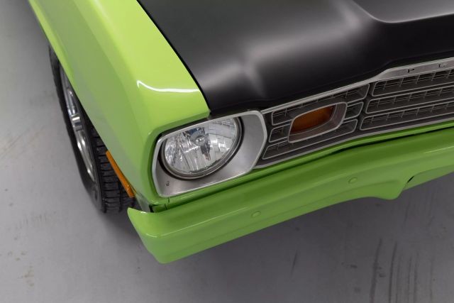 Plymouth-Duster-1974-Coupe-9