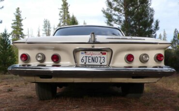 Plymouth-Fury-1962-Off-White-Tan-1