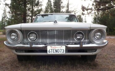 Plymouth-Fury-1962-Off-White-Tan-2