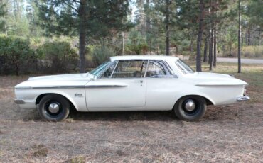 Plymouth-Fury-1962-Off-White-Tan-3