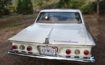 Plymouth-Fury-1962-Off-White-Tan-4