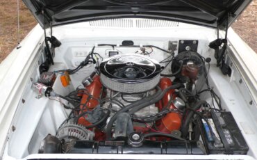 Plymouth-Fury-1962-Off-White-Tan-5