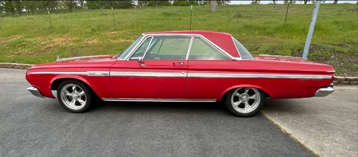 Plymouth-Fury-1964-Red-1
