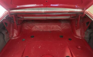 Plymouth-Fury-1964-Red-Black-36