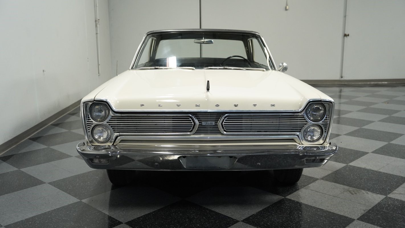 Plymouth-Fury-1966-Sedan-15